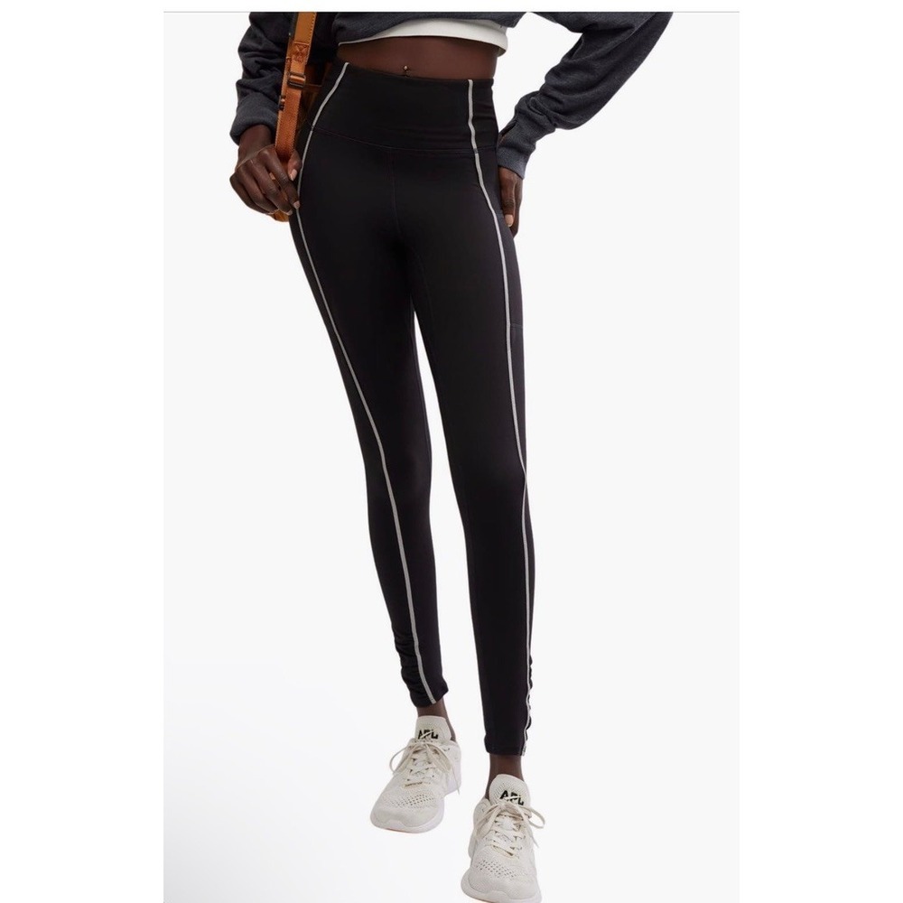 FP‎ Movement, You're a Peach Leggings, Black, XS, NWT $98